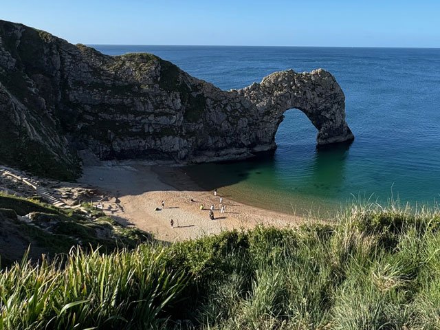 Durdle Door circular walk: one of England's finest coastal hikes