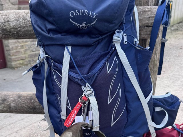 What to pack for a day hike in the UK: the essentials, and the extras I rate