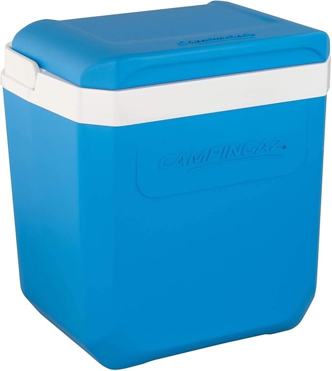 Campingaz Icetime Plus 26L cool box in blue with locking handle and serving tray lid