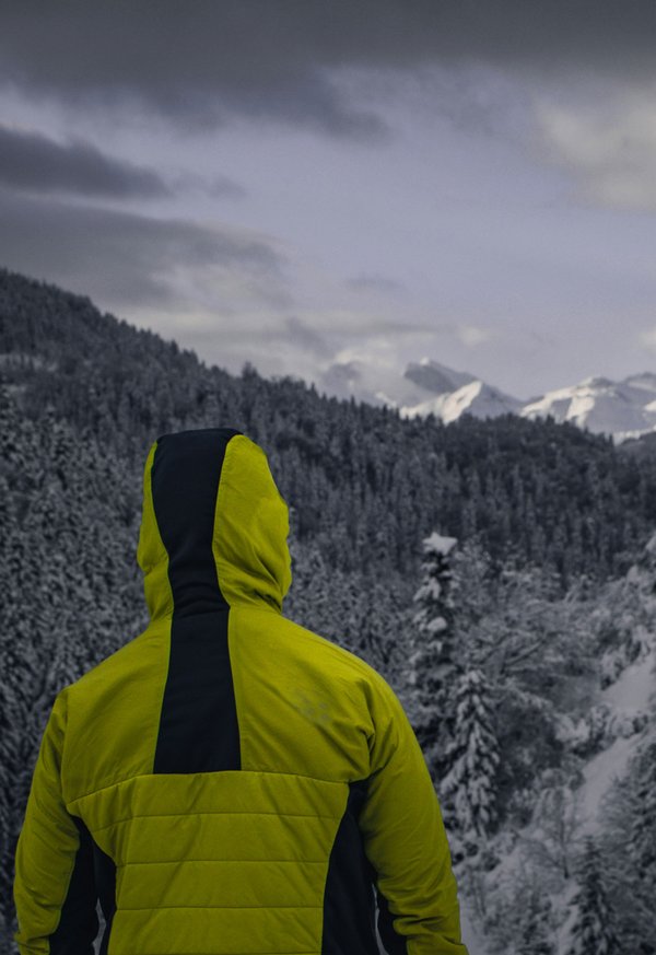 Best down jacket for extreme cold: choosing a jacket for -25C in Arctic Finland