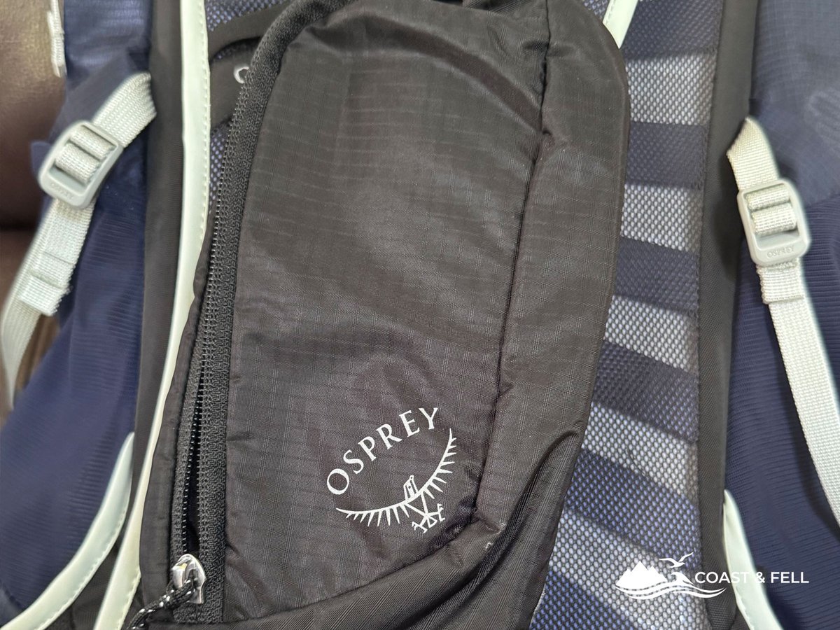 Osprey pack pocket zippered attached to the Talon 33 harness