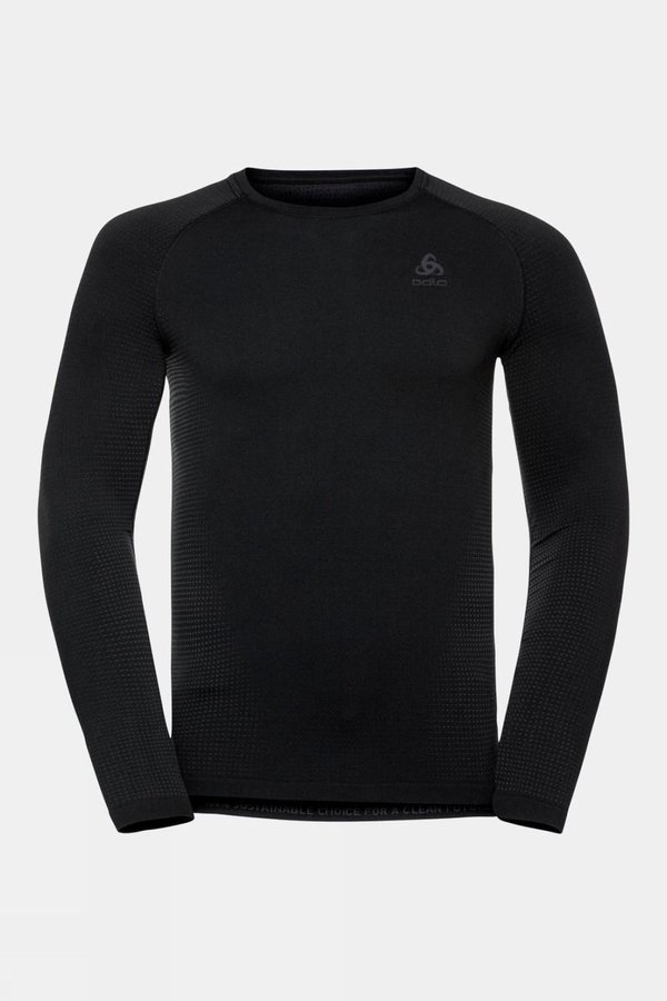 The baselayers I'm taking to -25: merino, synthetic, and why I split the two