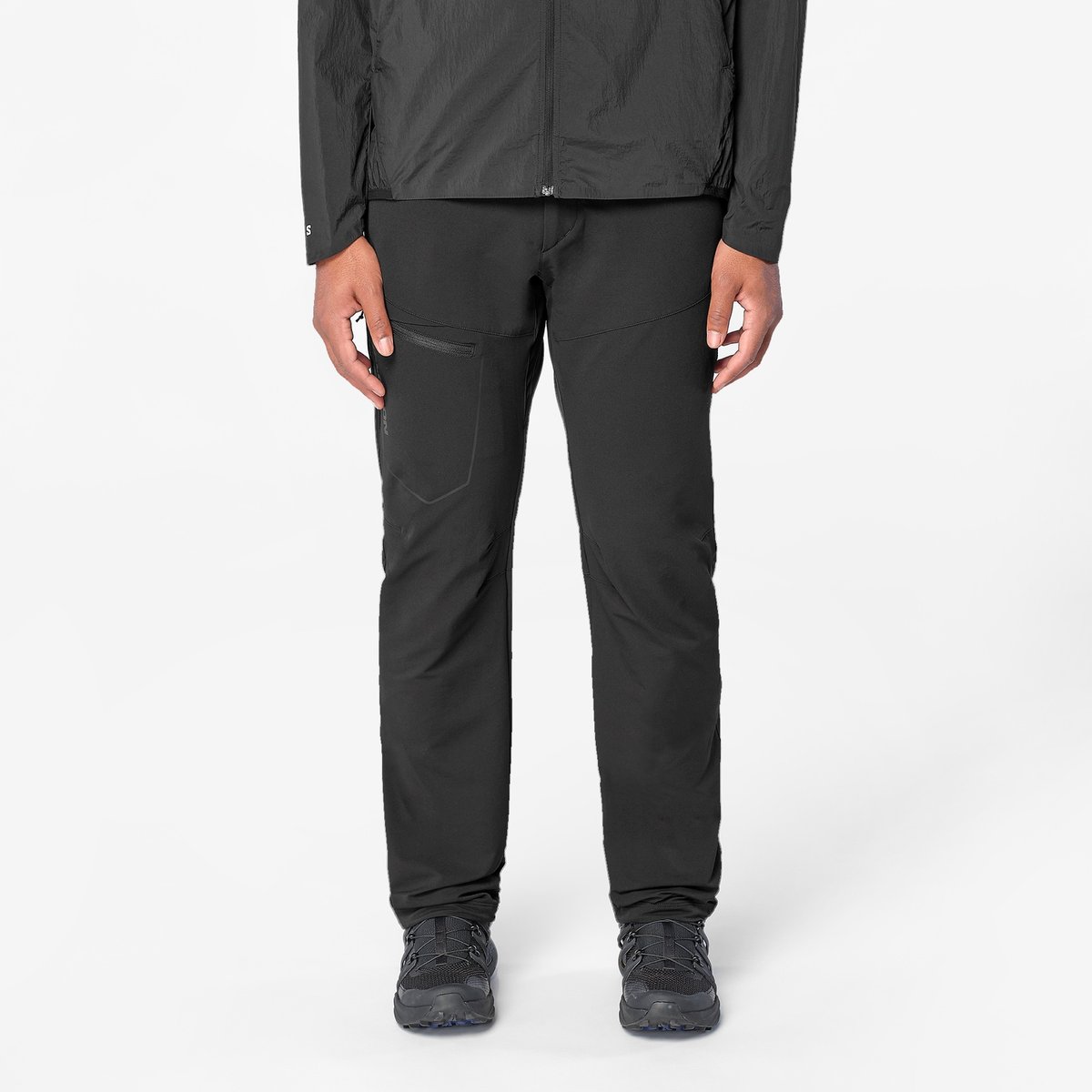 Salomon Wayfarer Warm winter hiking trousers in black with brushed-back softshell fabric